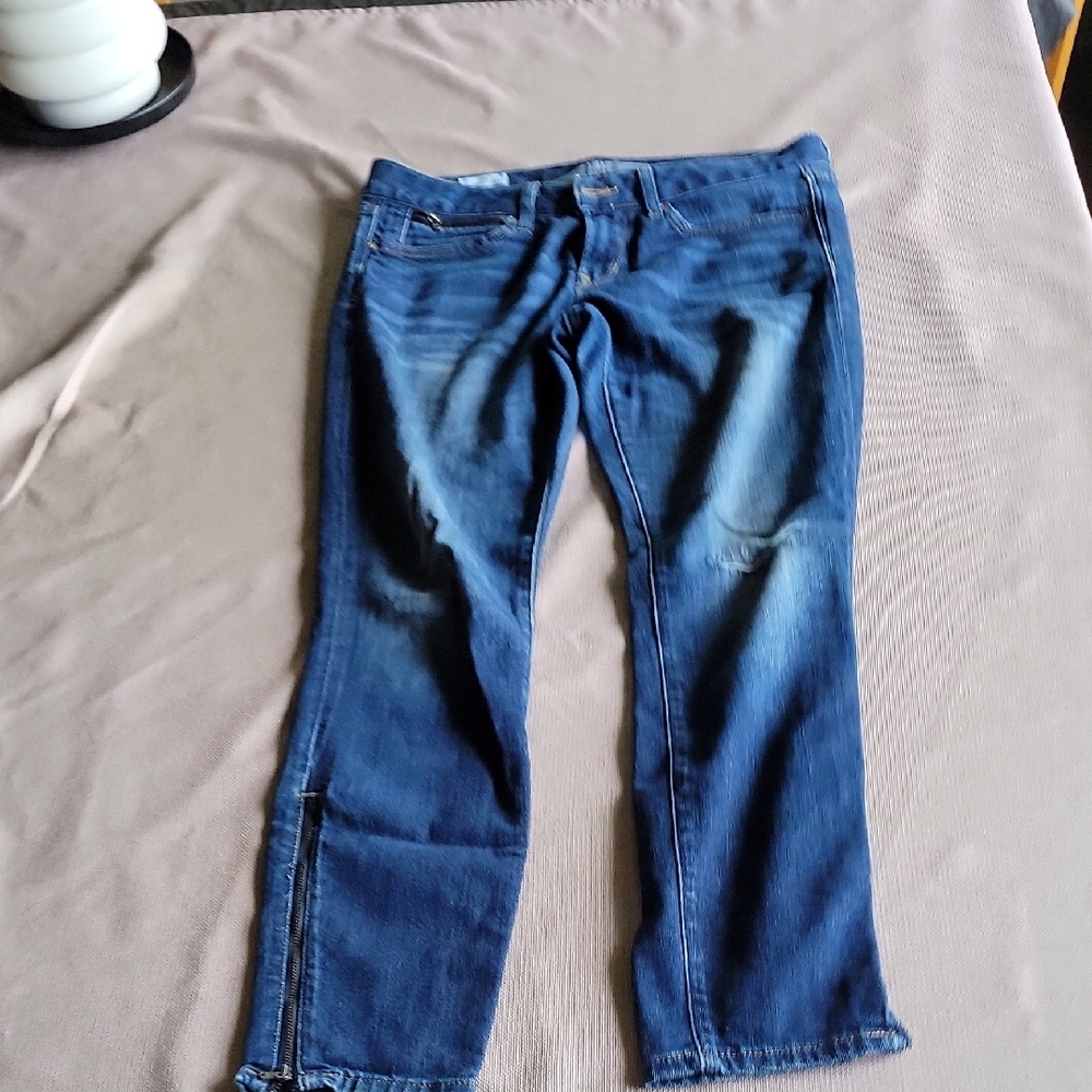 GAP Blue Skinny Jeans with Medium Wash